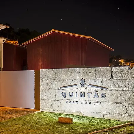 Quintãs Farm Houses-3